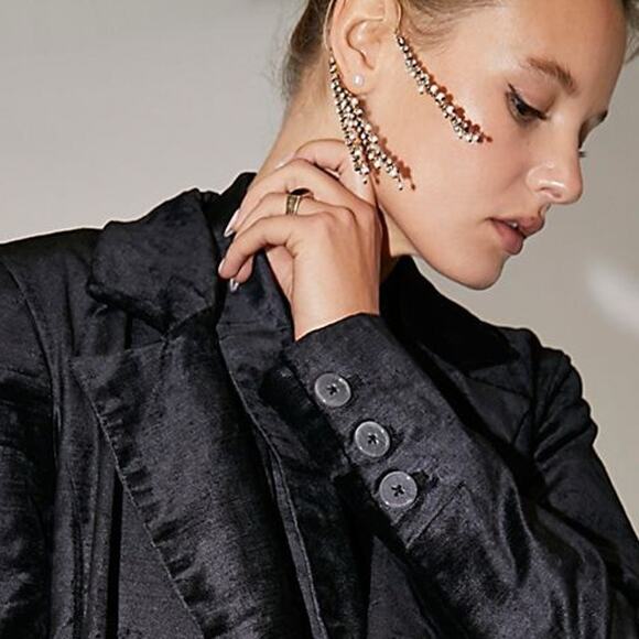 Free People Judy Pearl Ear Chain Cuff Gold Earring Dangle Rhinestone Ear Party - Picture 11 of 11